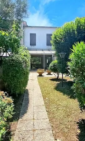 Maison 6 pièces 96 m²
