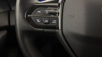 Peugeot 308 PHEV 180ch Allure Pack e-EAT8 — photo 25