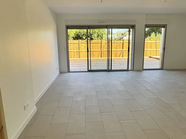Villa 4 pièces 100 m²