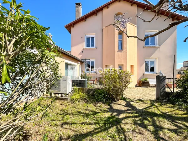 Maison 10 pièces 189 m²