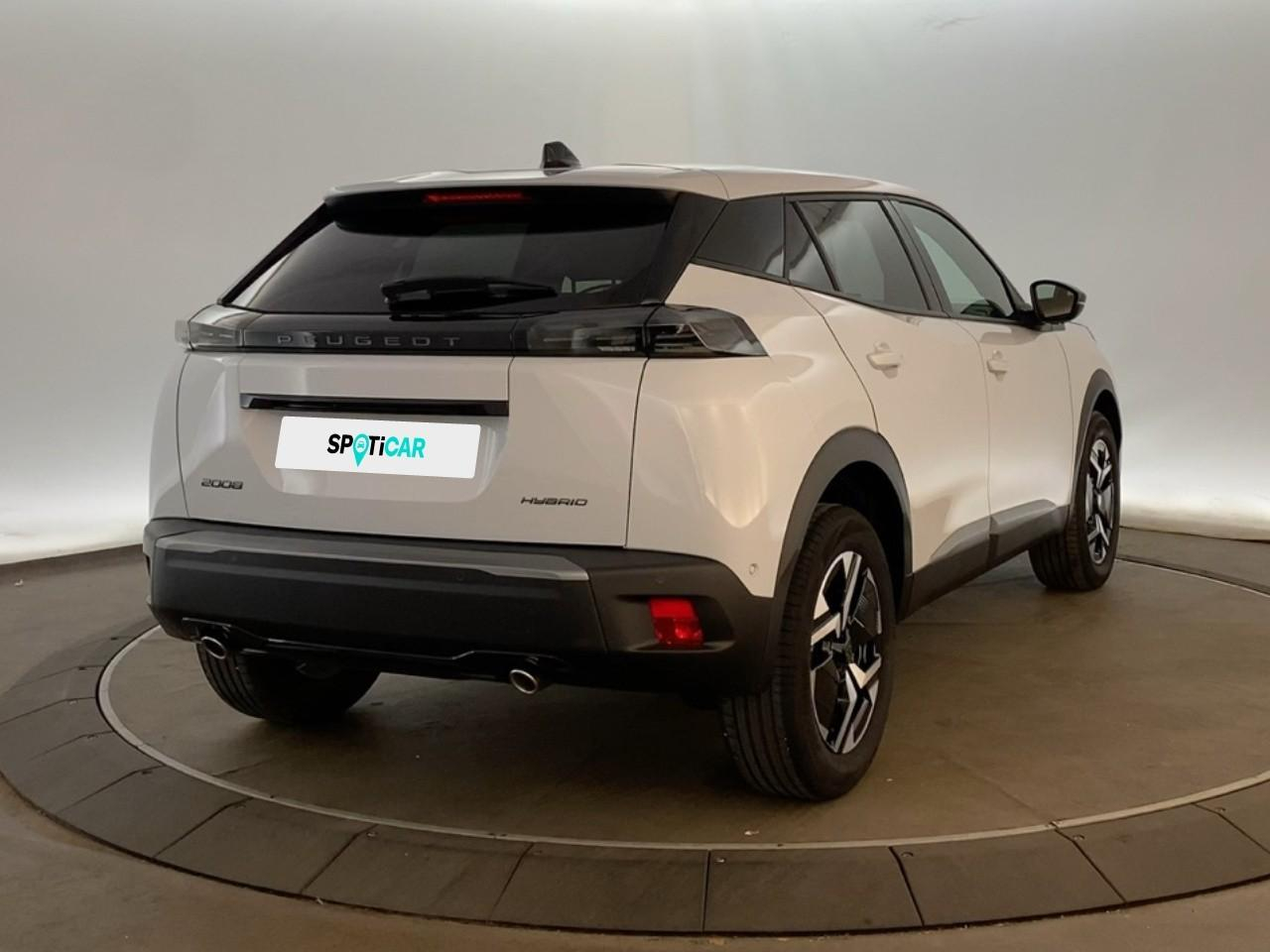 Peugeot 2008 hybrid 145 ch e-dcs6 allure — photo 7