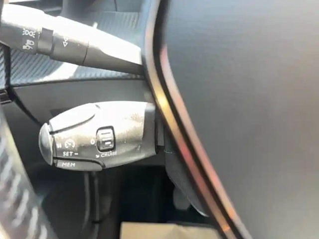 Peugeot 2008 bluehdi 110 s&amp;s bvm6 — photo 33