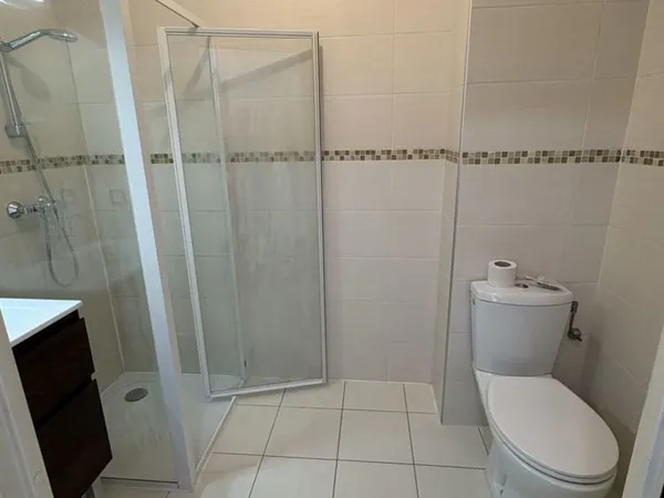 Superbe 2 pieces 44m2 avec loggia Antibes Les Combes