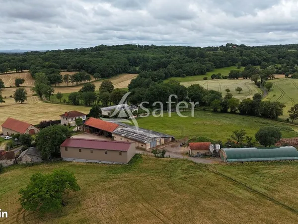 Terrain 406294 m² Assier