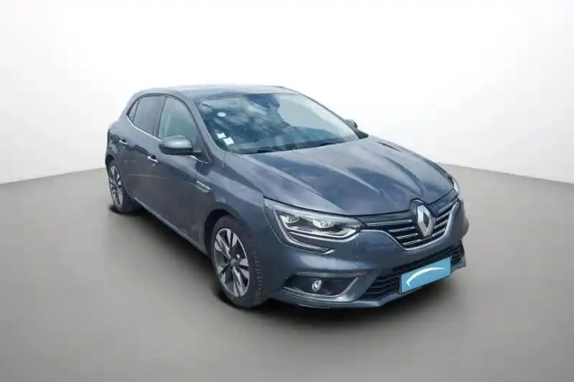 Renault Megane mégane iv berline tce 140 energy — photo 8