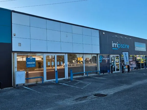 Local commercial Axe N: 01 Zone Commerciale Leclerc ST JEAN DU FALGA