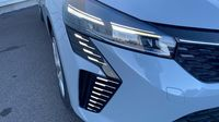 Renault Clio 1.5 dCi 100ch Evolution - 25 — photo 17