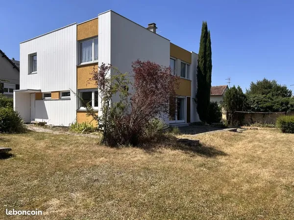 Maison 7 pièces 168 m²