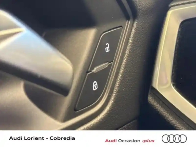 Audi Q3 sportback 35 tdi 150ch s edition s tronic 7 — photo 13