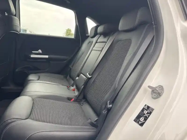 Mercedes Classe B 180 d progressive line edition — photo 14