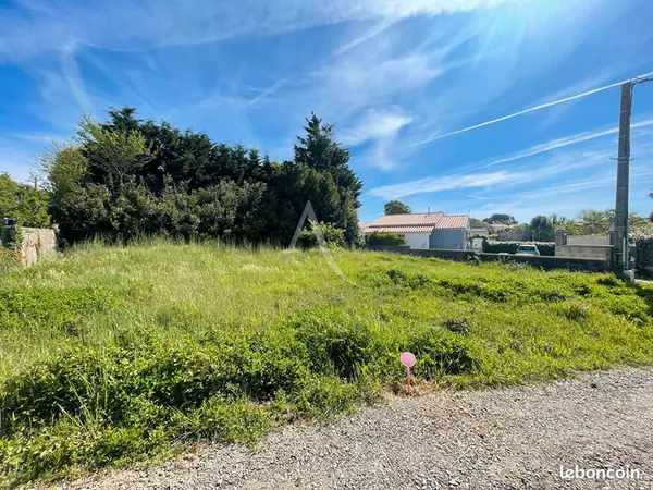Terrain 434 m² TALMONT SAINT HILAIRE