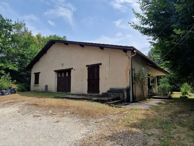 Photo 1