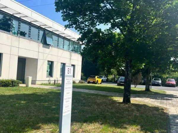 Bureaux 91 m²