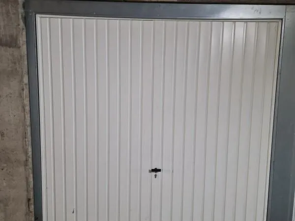 Garage/box 12 m² Dourdan