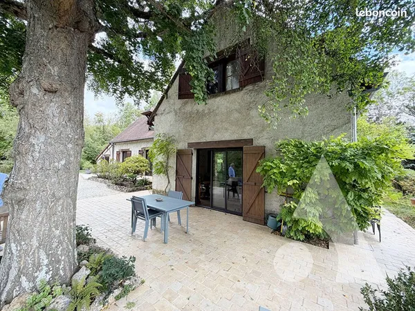 Maison 12 pièces 265 m²