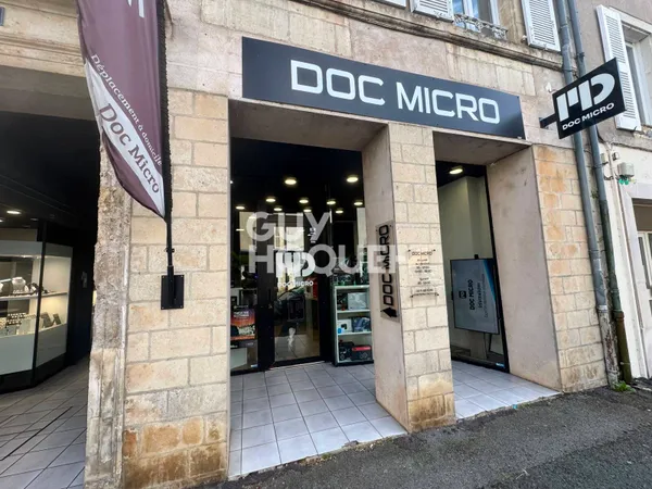 Local à louer de 52.5 m²