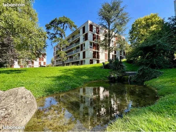 T2 meublé 48,5 m2 avec balcon et parking