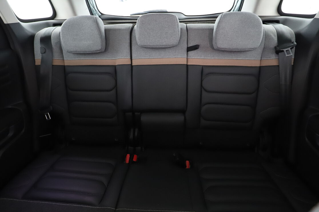 Citroen C3 Aircross 1.2 PureTech Shine Pack EAT6 — photo 14