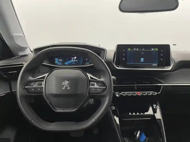 Peugeot 208 electrique 50 kwh 136ch — photo 22