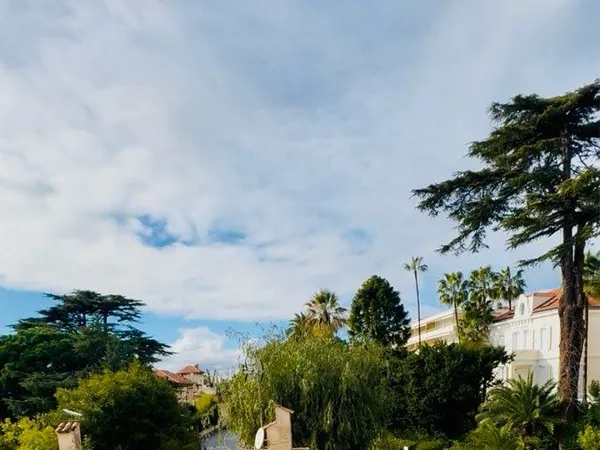 Studio meublé plein de charme 23m² - Cannes Californie - Calme & Vue dégagée