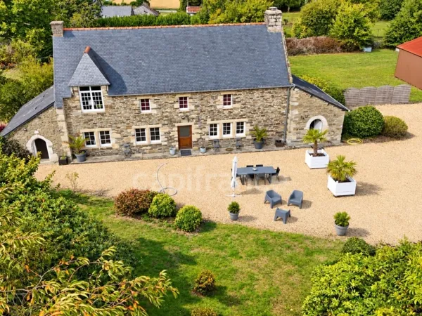 Propriété 7 pièces 192 m²