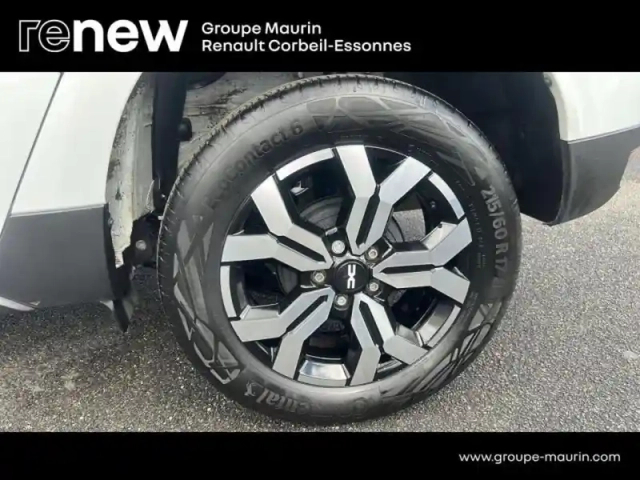 Dacia Duster 1.0 eco-g 100ch  journey + 4x2 — photo 9