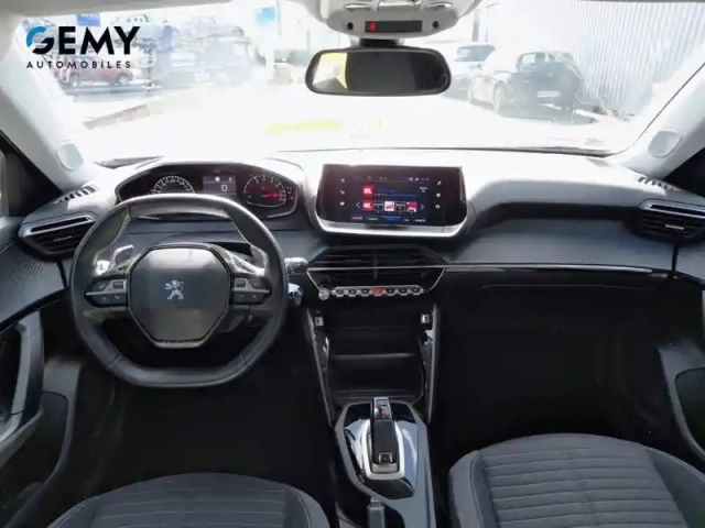 Peugeot 2008 puretech 130 s&amp;s eat8 — photo 8