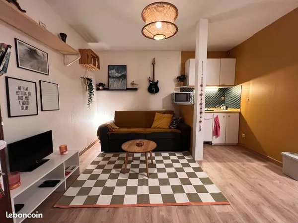 Studio meublé rénové à Lacanau-Océan - bail mobilité