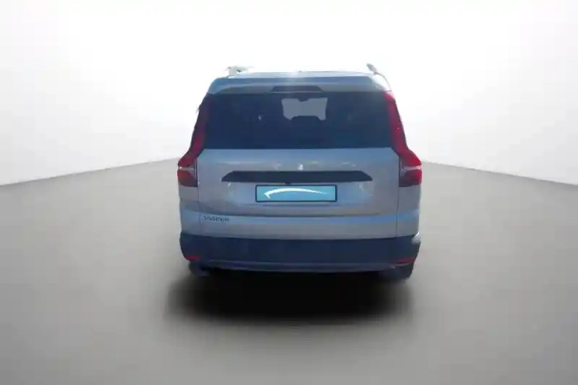 Dacia Jogger tce 110 7 places — photo 5