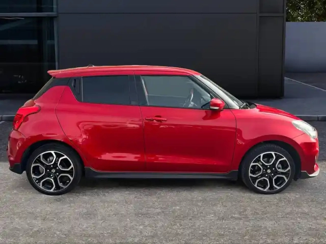 Suzuki Swift sport 1.4 boosterjet hybrid — photo 36