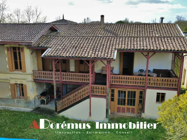 Maison 8 pièces 330 m²
