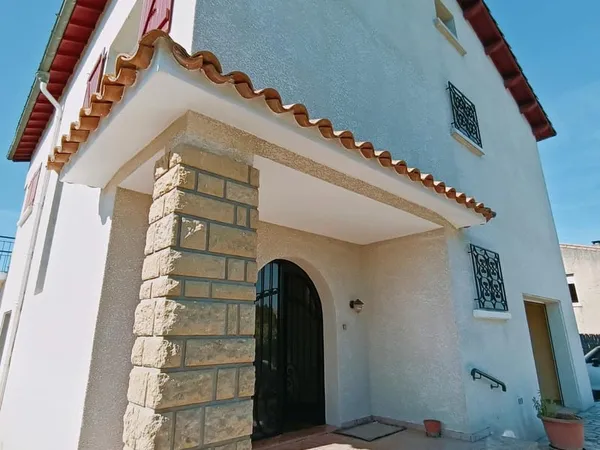 Montady - Maison familiale sur plus de 1 000 m² de terrain