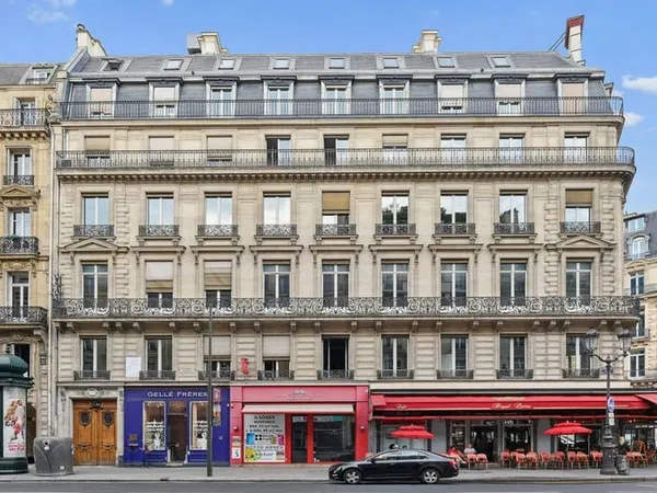 Bureaux 390 m²