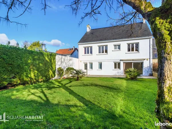 Maison 7 pièces 196 m²