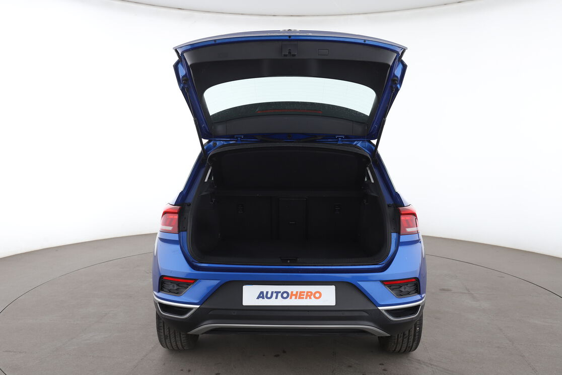 Volkswagen T-Roc 1.5 TSI EVO Carat DSG7 — photo 15