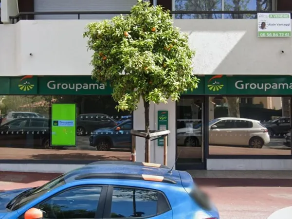 Local commercial 135 m²