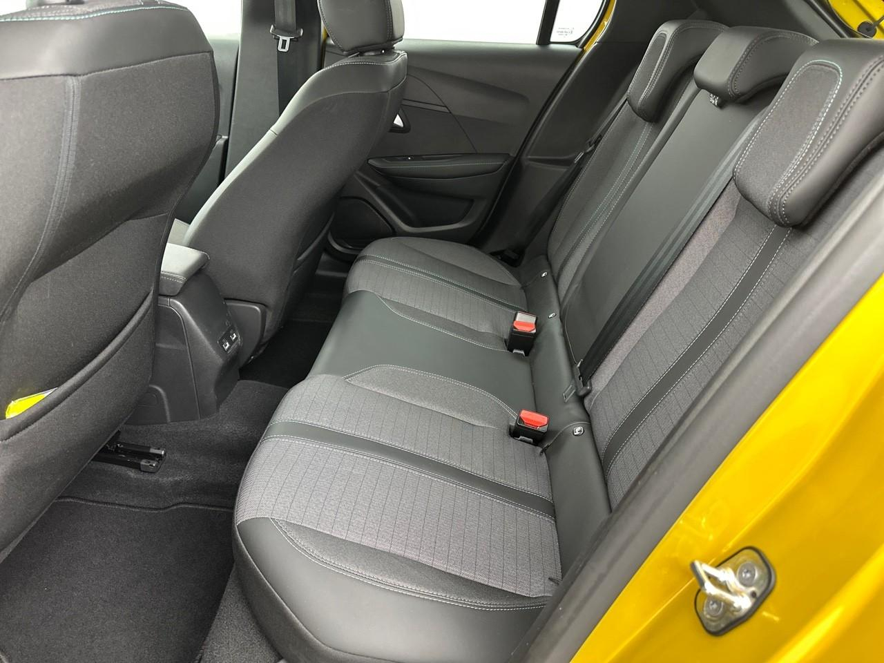 Peugeot 208 puretech 100 s&s bvm6 allure — photo 12