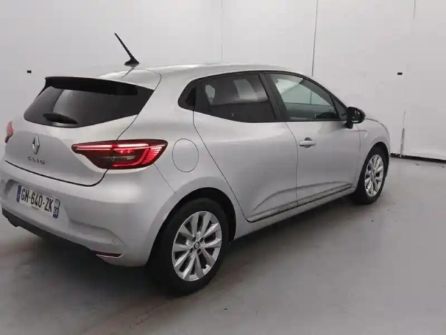 Renault Clio 1.0 tce 90ch evolution — photo 6