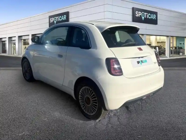 Fiat 500 e 118ch my23 — photo 7