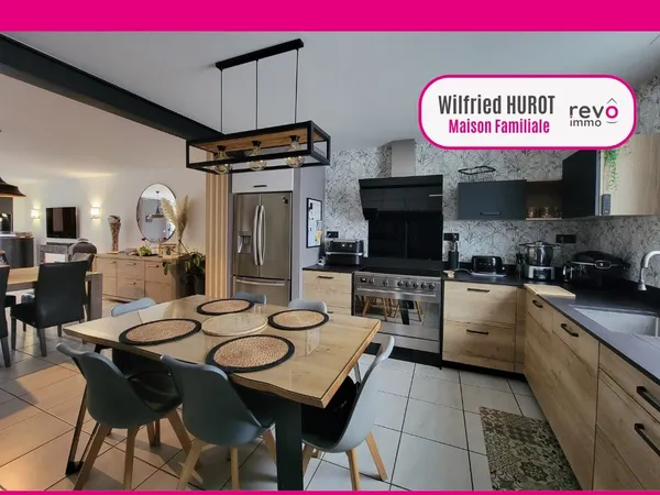 Maison Vente Beaupréau-en-Mauges 7p 225m² 256490€