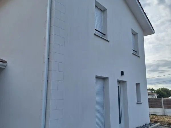 Maison Mitoyenne