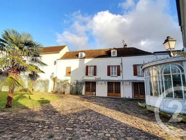 Maison 850 m²
