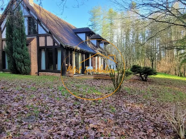 Maison 7 pièces 203 m²