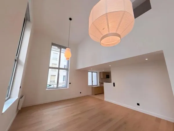 Loft 4 pièces 104 m²