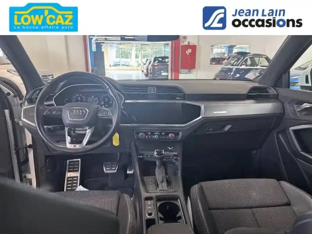 Audi Q3 45 tfsie 245 ch s tronic 6 — photo 18