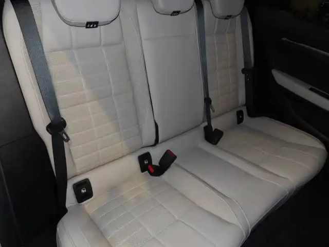 Renault Megane e-tech ev60 220 ch super charge — photo 13
