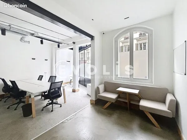Bureaux 209 m²