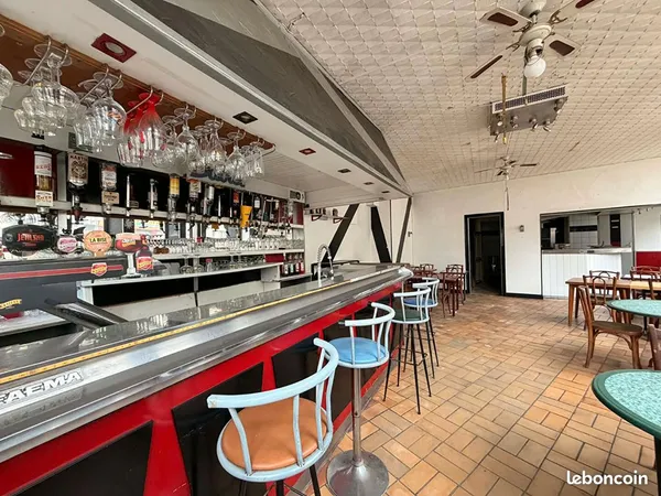 Bar, restaurant 201 m² NEUILLY SAINT FRONT