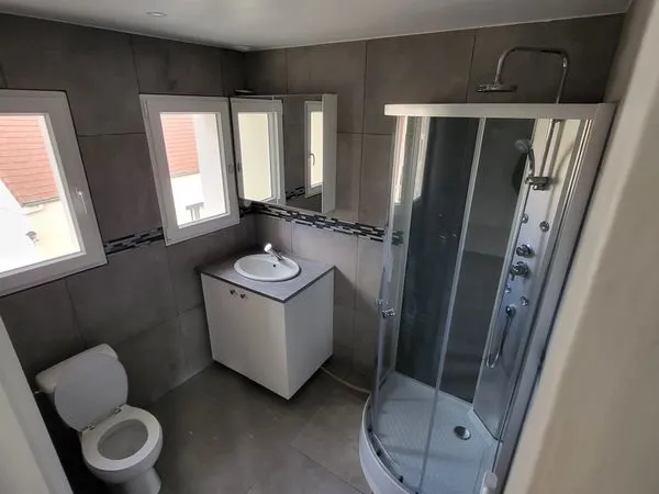 Studio 24 m2 + mezzanine