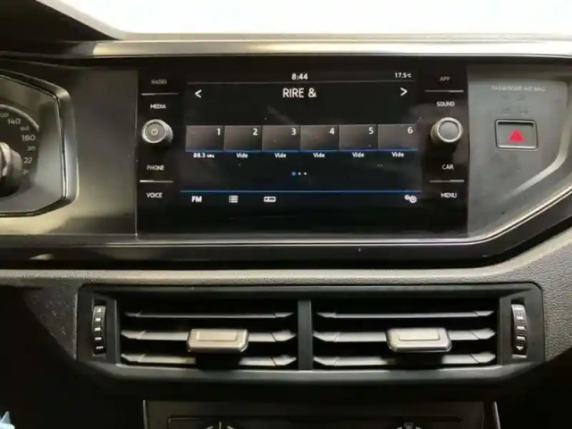Volkswagen Polo 1.0 80 s&amp;s bvm5 edition — photo 10